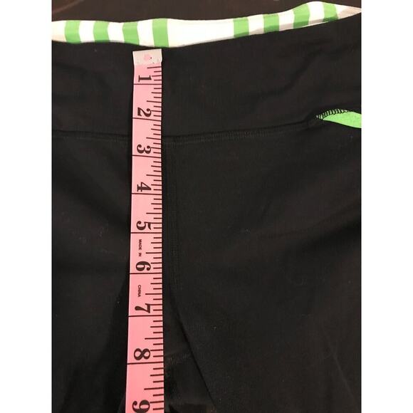 Lululemon Run Pace Crop Black/Ocean Stripe Frond Zip Back Pocket Leggings - 6 - Picture 4 of 9
